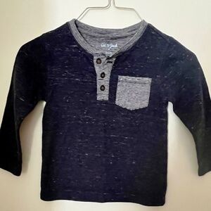 Cat & Jack😺 boys long sleeved tee shirts size 4T